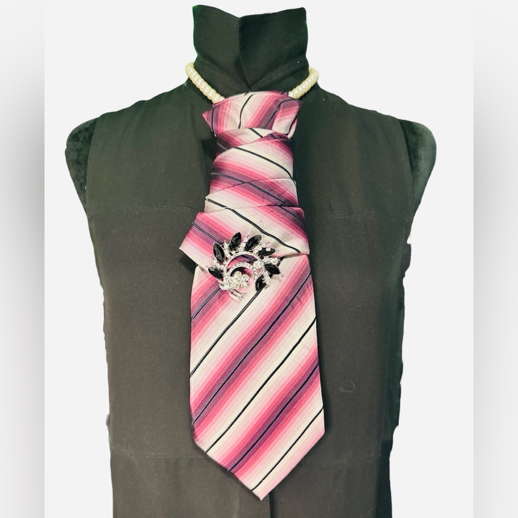 Van Heusen Pink And Black Striped Necktie With Black/Diamond Brooch
